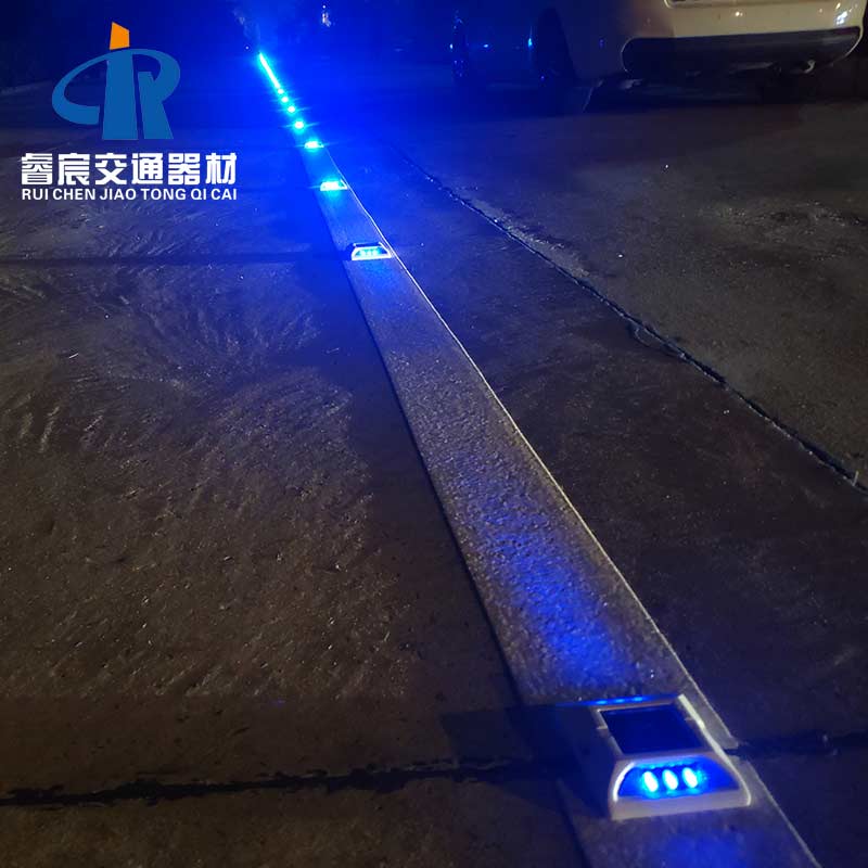 RUICHEN Blue Led Road Studs Light On Urban Road